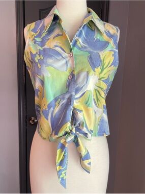 Vintage Krazy Larry Linen Sleeveless Tie-Front Floral Blouse